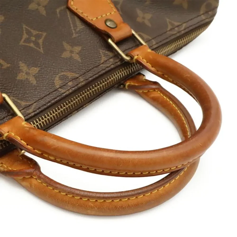 Louis Vuitton delivery duty